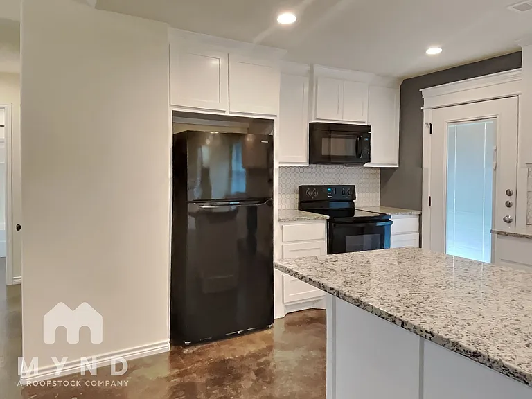 2715 San Gabriel Dr — Photo 9
