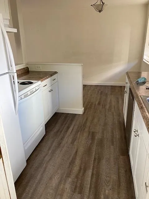 1 bed, 718 sqft, $1,745 — Photo 4