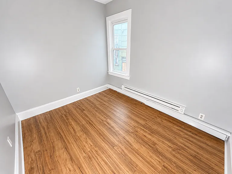 814 S 17th St #1 — Photo 12