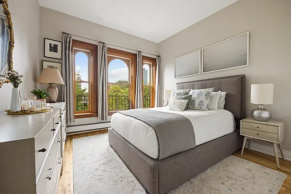 Sold by Corcoran | media 7