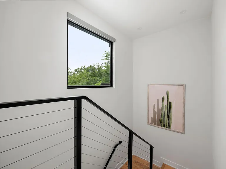1906 Frazier Ave — Photo 31