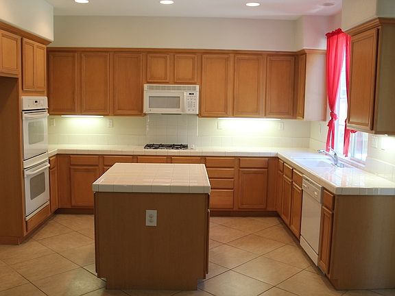 4th image of 12186 Split Rein Dr