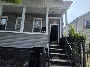 302 Van Houten St APT 1, Paterson, NJ 07501