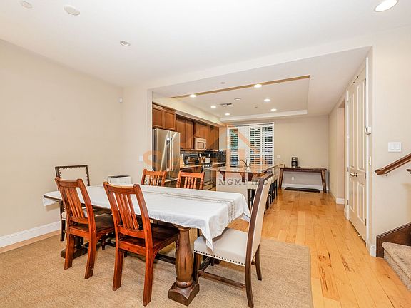 5th image of 6492 Bayview Dr