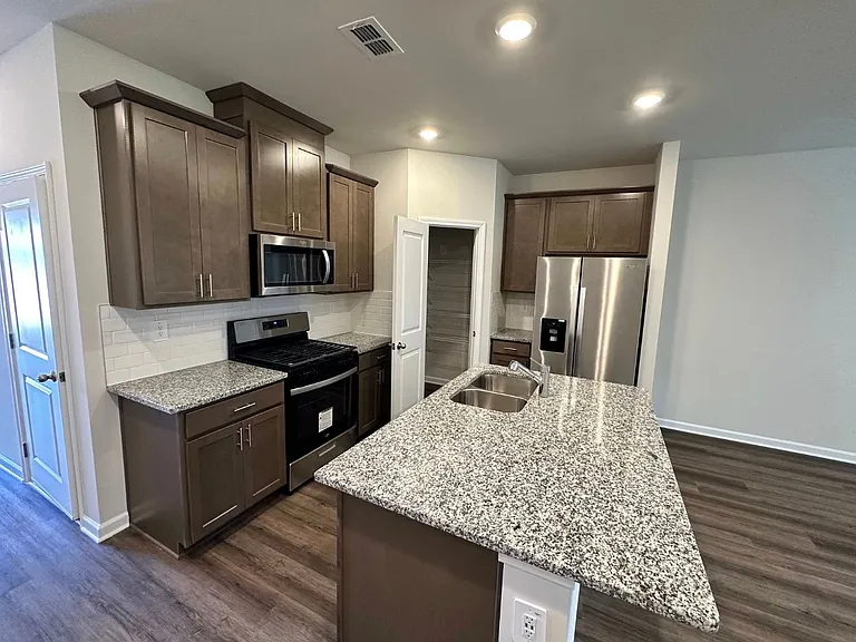 4104 Holland Grove Rd #- — Photo 2