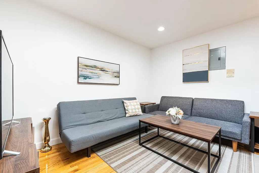 2 bed, 1000 sqft, $3,700 — Photo 4