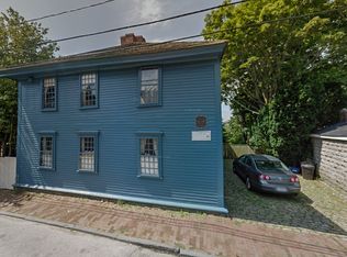 6 Cross St, Newport, RI 02840