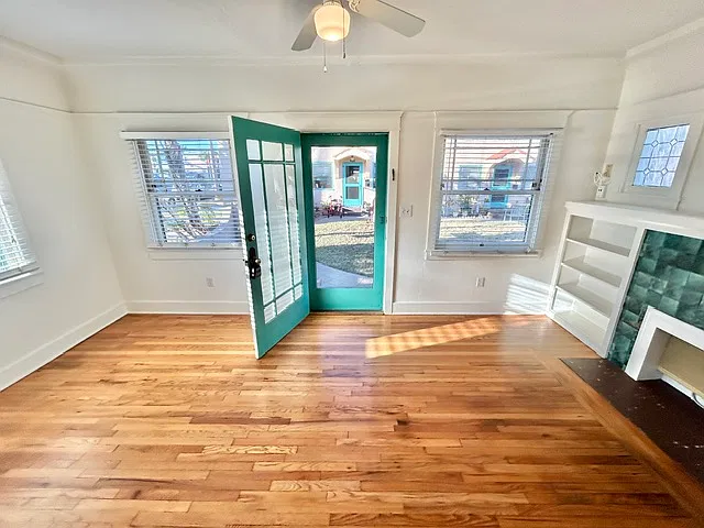 1 bed, 485 sqft, $2,350 — Photo 3
