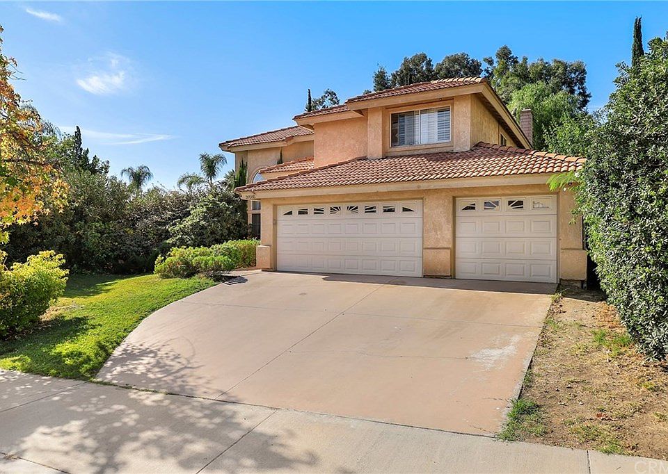 1st image of 39585 Ramshorn Dr