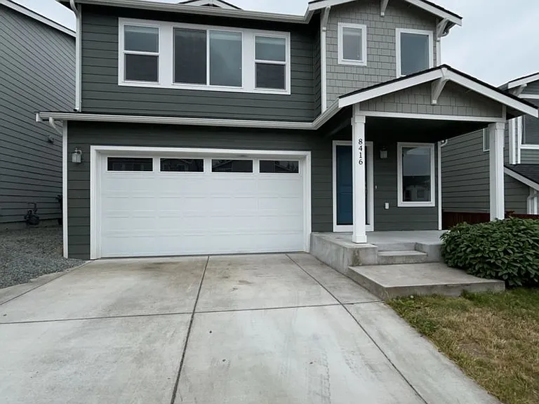 8416 63rd St NE — Photo 1
