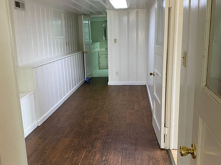 5824 Tehama Ave — Photo 5