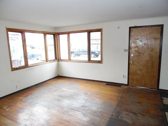 4th image of 8437 S Scottsdale Ave