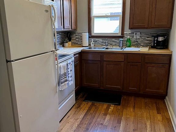 5th image of 1019 S 35th Ave