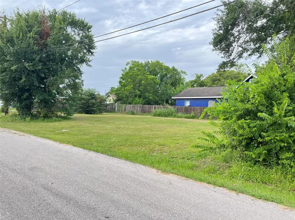 514 Travis St Lot 7, Richmond, TX 77469