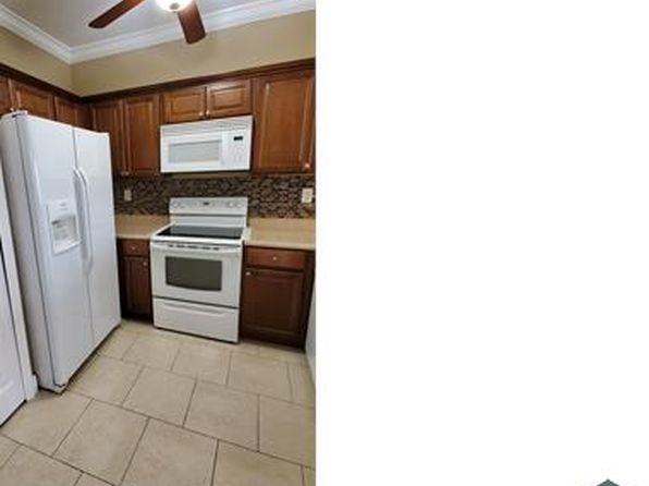 1568 SE 26th St Unit 100