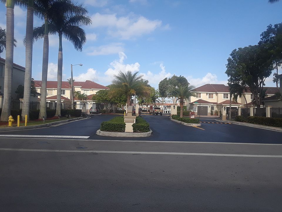 2nd image of 4816 NW 116th Ct