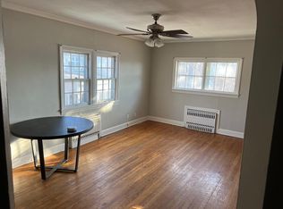 1614 Arlington Ave APT 4, Des Moines, IA 50314