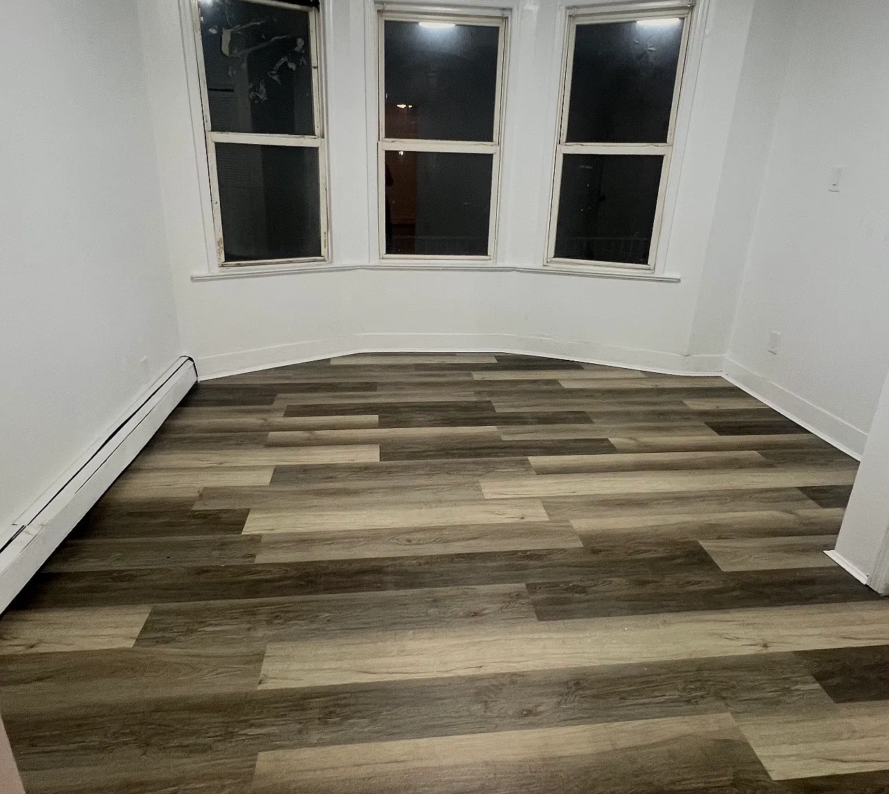 4 bed, $2,350 — Photo 2