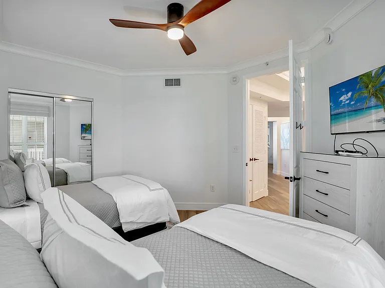 325 Dunes Blvd #403 — Photo 9