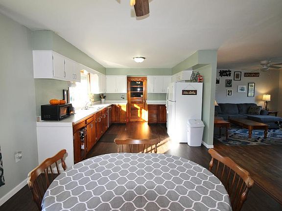 4th image of 315 Pam Drive