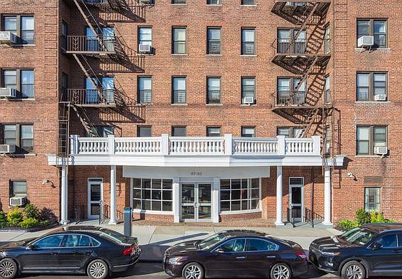5th image of 97-50 Queens Blvd #712