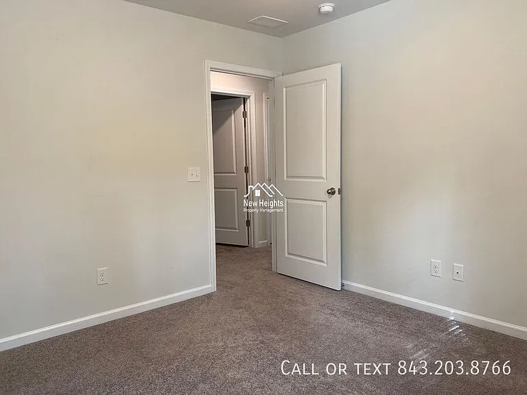 2641 Alamanda Dr — Photo 31