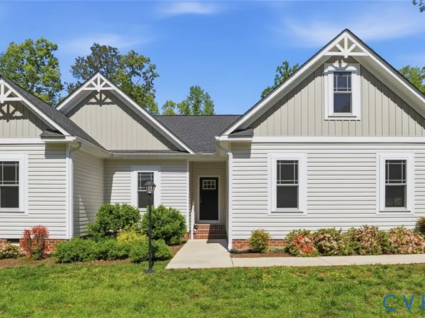 3436 Horseshoe Dr, Quinton, VA 23141