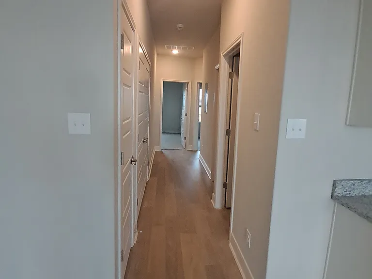 7134 Magnolia Crk #201 — Photo 29