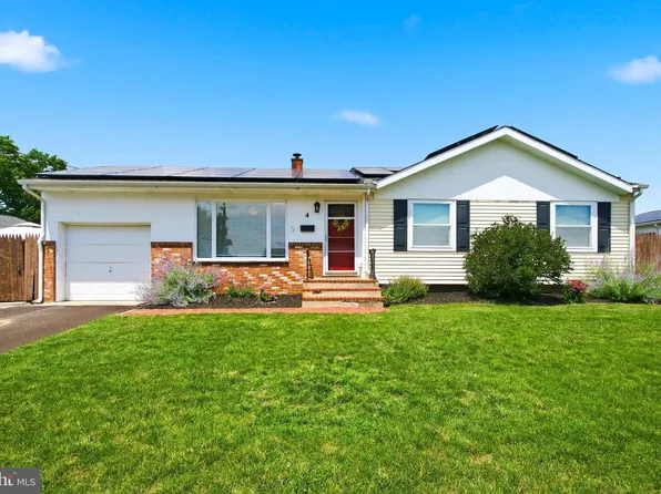 4 Oscar Way, Hamilton, NJ 08620