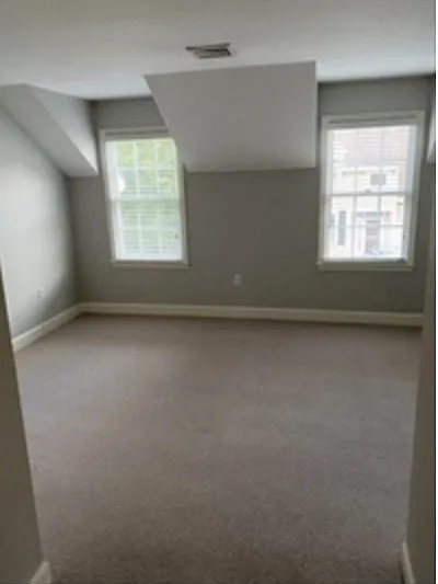 66 Evergreen Cir #66 — Photo 9