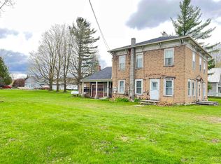 117 S Pleasant St, North Troy, VT 05859