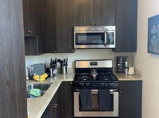 1738 W Huron St #R2, Chicago, IL 60622