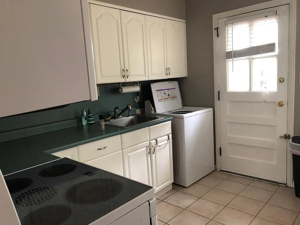 85 Pennywood Ln — Photo 3