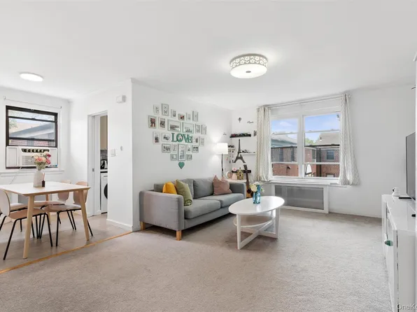 196-56 69th Avenue #2, Fresh Meadows, NY 11365