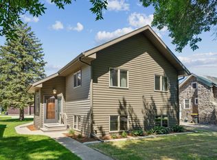 330 2nd St E, Hector, MN 55342