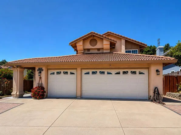 5182 Coach Dr, Richmond, CA 94803