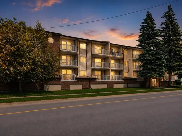 110 S 20th Ave NE #305, Calgary, AB T2E 1P7