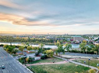 1025 E 5th Ave SW #1004, Calgary, AB T2P1N4