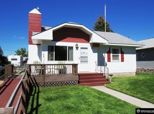 518 E Lincoln Ave, Riverton, WY 82501