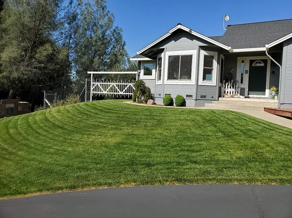 19446 Peyton Pl, Grass Valley, CA 95949