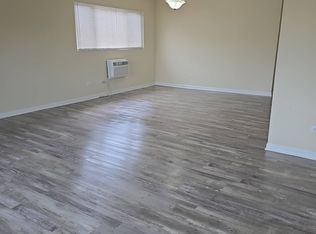 9955 S Cicero Ave #301, Oak Lawn, IL 60453