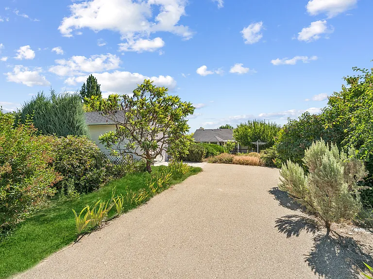 24963 Fox Ridge Dr — Photo 5