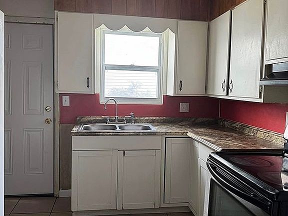 3rd image of 1609 Grant St SE