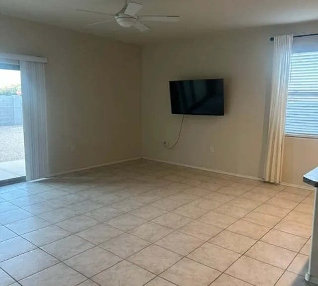 11542 E Wallflower Ln — Photo 4