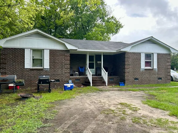 103 Ayers St, Bennettsville, SC 29512