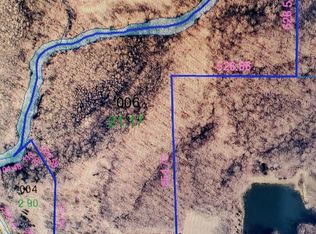 Hacke Rd, Carlinville, IL 62626