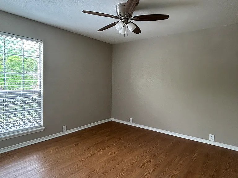 Heights on the Blvd Apts — Photo 19