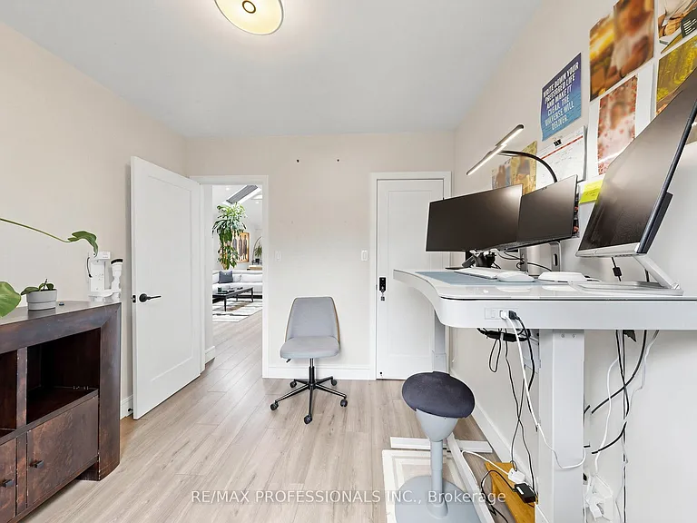 59 Lonborough Ave — Photo 15