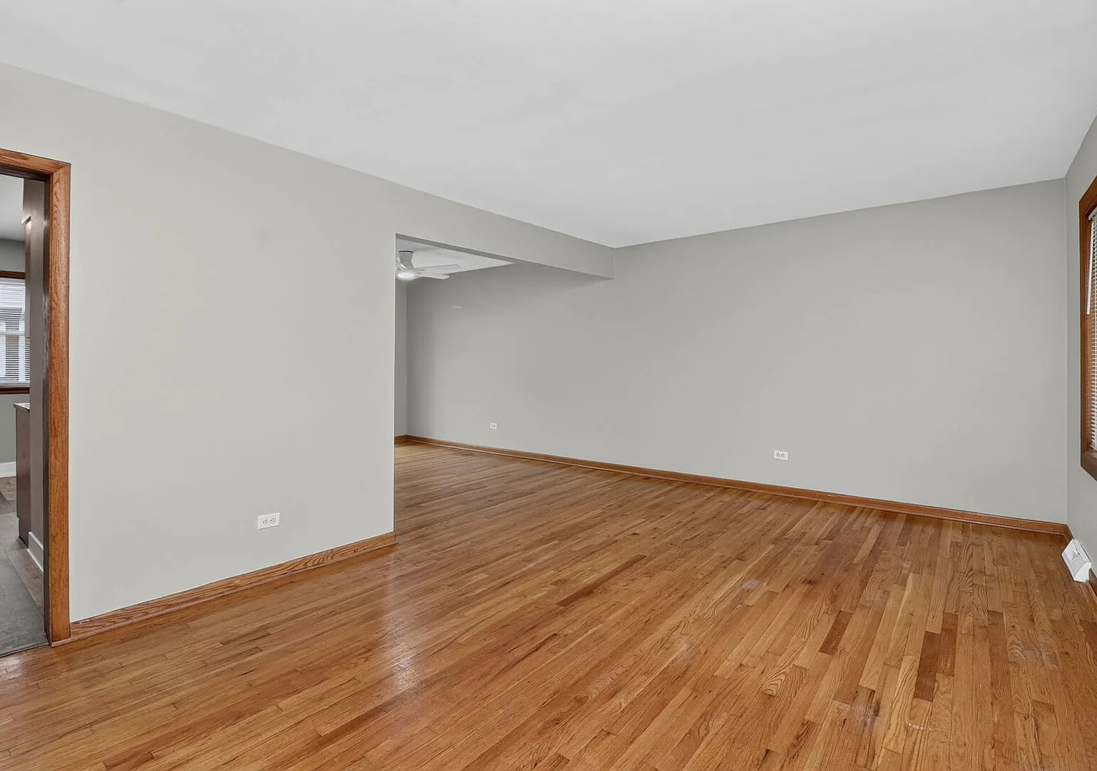 3 bed, 1.5 bath, 1285 sqft, $2,675 — Photo 4