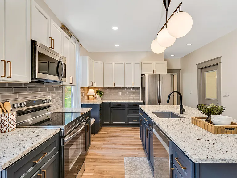 5409 Saint Elmo Ave — Photo 14